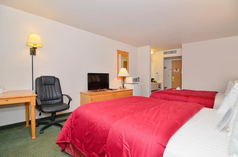 Best Western Yellowstone Crossing Hotel Laurel Room photo