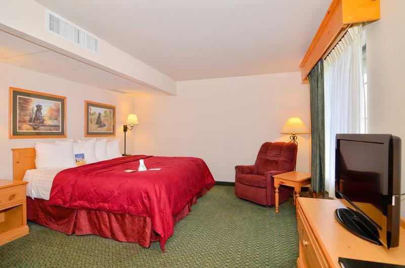 Best Western Yellowstone Crossing Hotel Laurel Room photo